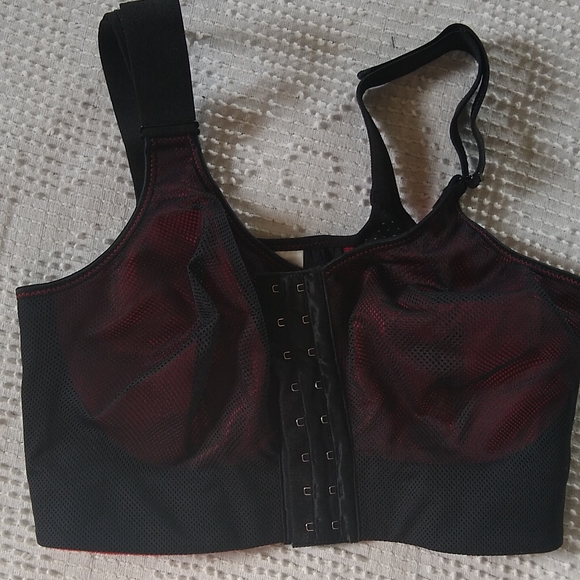 Anita post surgical compression bra - Picture 3 of 3